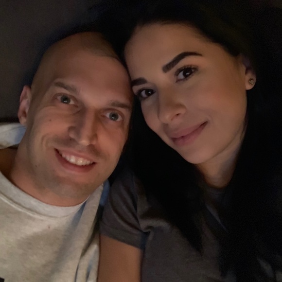 Meet your seller and buyer .. Nela🎀👛👓💄💍💕☕ - Picture 7 of 8